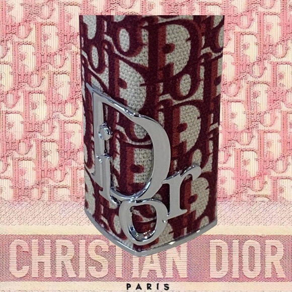 DIOR ADDICT CASE - LIMITED EDITION: Burgundy
Oblique. - Picture 2 of 6